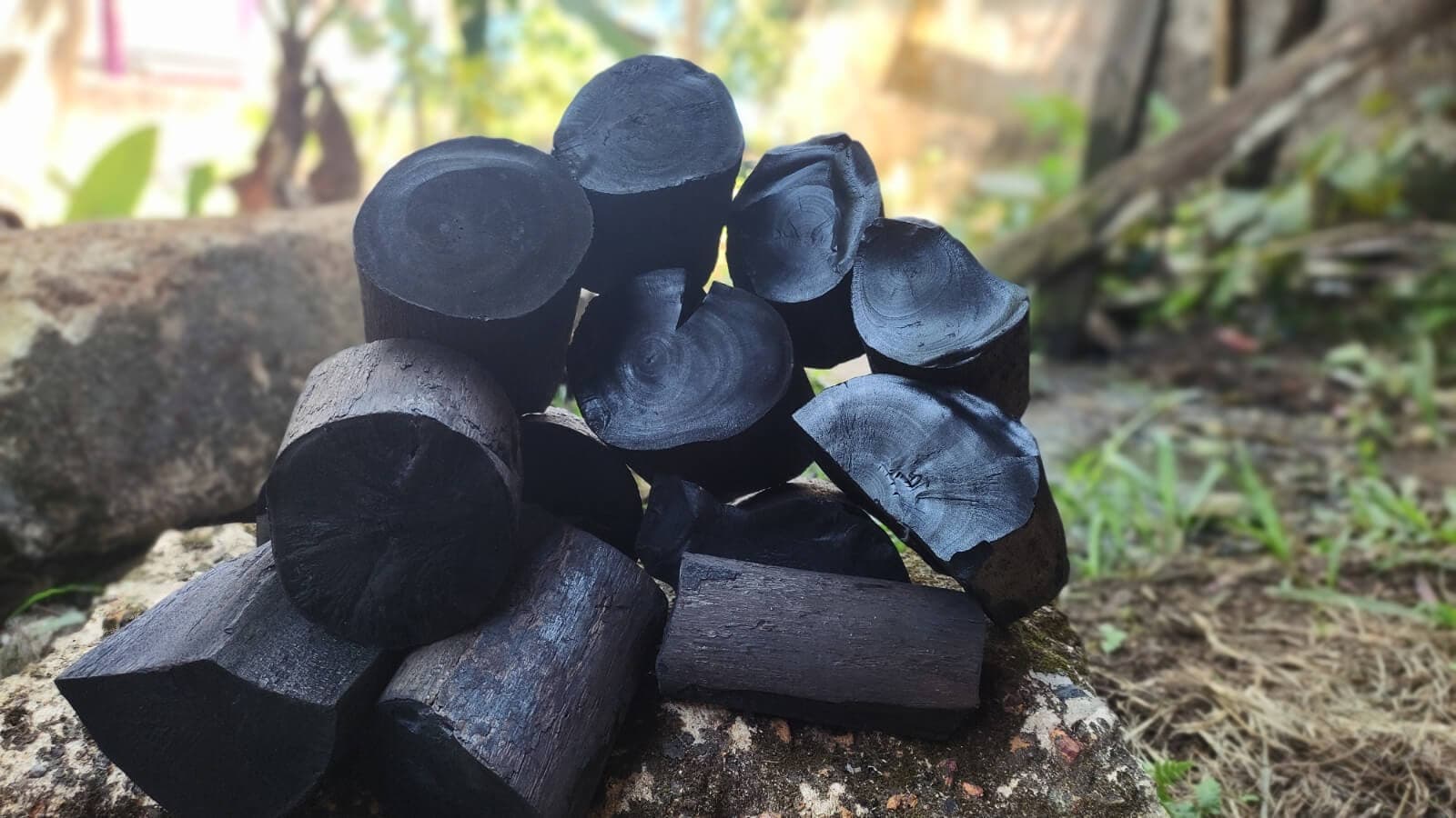 Halaban Charcoal